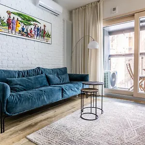 https://stylish-and-modern-apartment-mennica-residence2.warsawhotelspoland.com